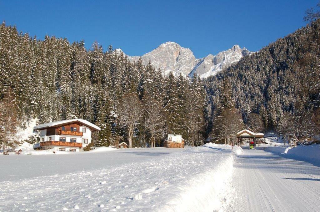 Haus Bergquell Apartman Ramsau am Dachstein Kültér fotó